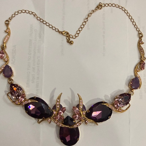 Luxurious Amethyst and Gold Necklace Set - Picture 6 of 16
